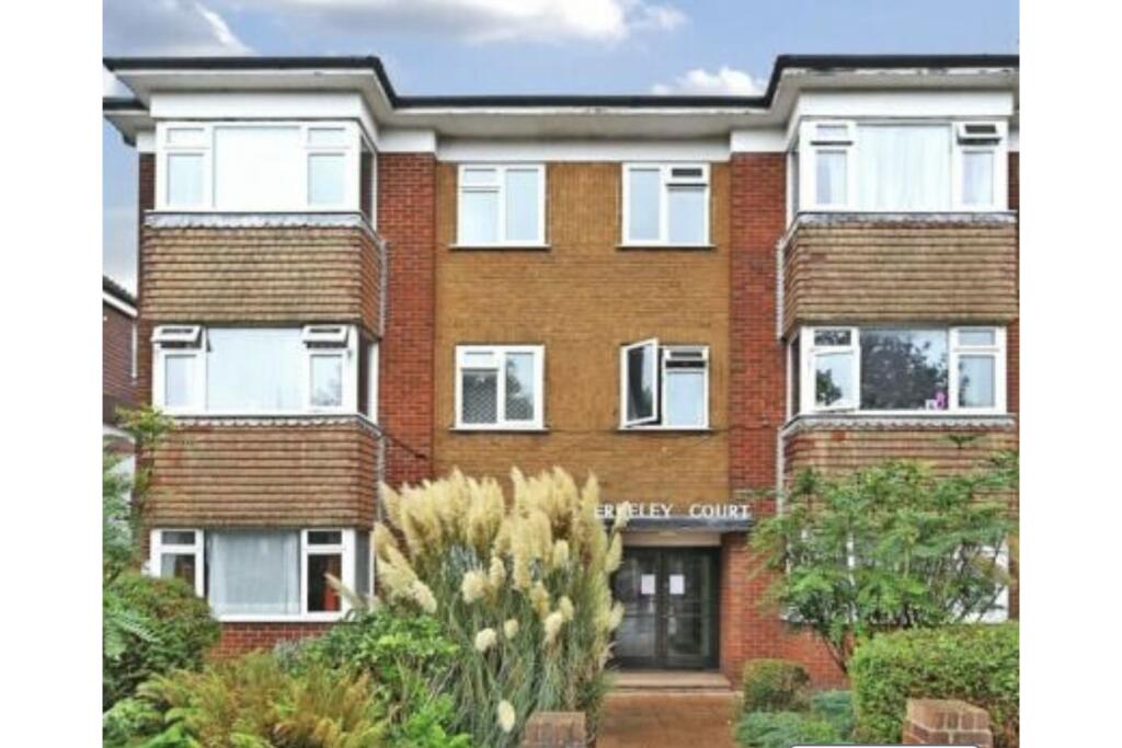 Main image of property: 51 Davigdor Road, Hove, BN3