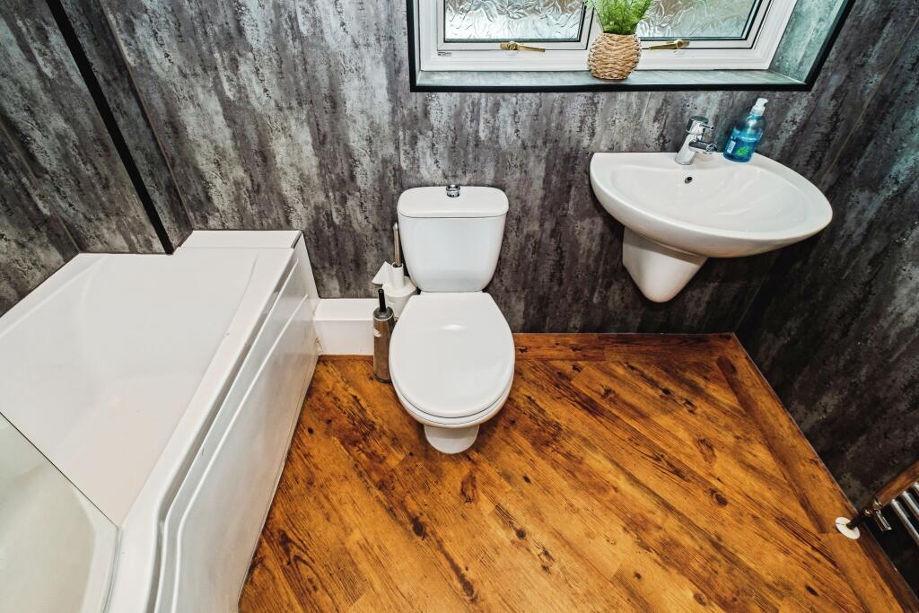 Additional image 22 of Broadview Gardens, Worthing, BN13