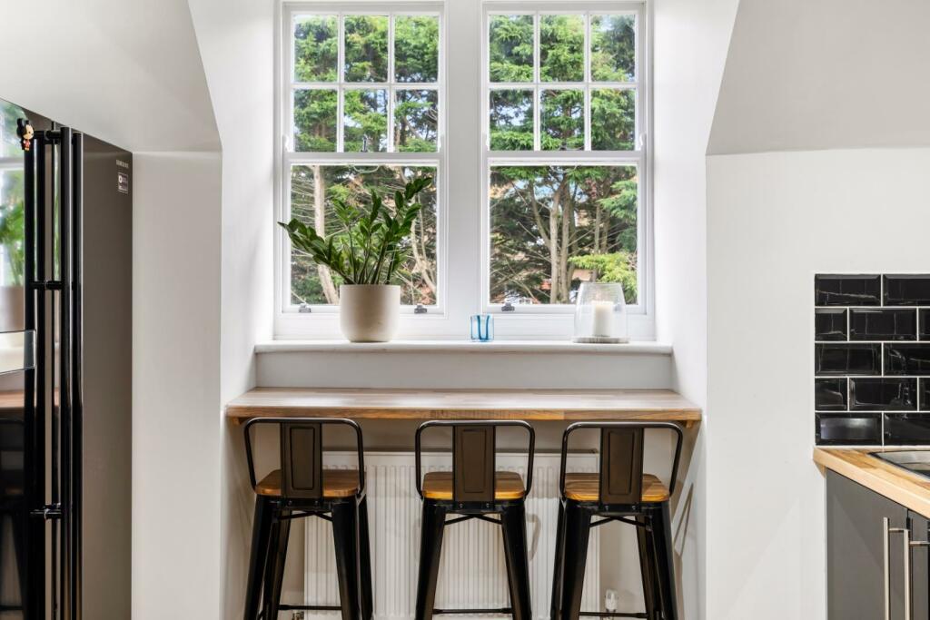 Additional property image - Fourth Avenue, Hove