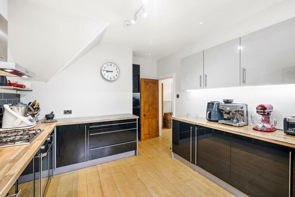 Additional property image - Fourth Avenue, Hove