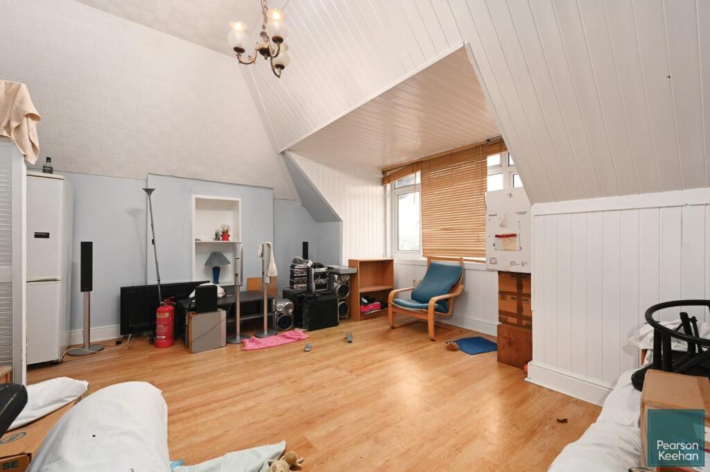 Additional property image - Wilbury Avenue, Hove