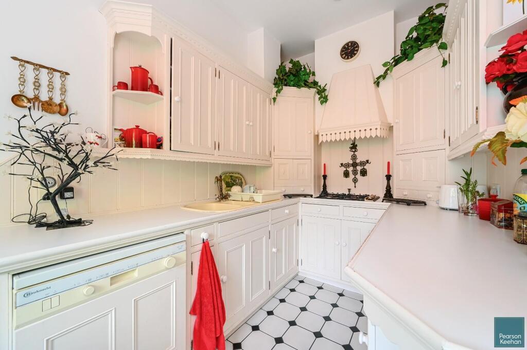 Additional property image - Walsingham Road, Hove
