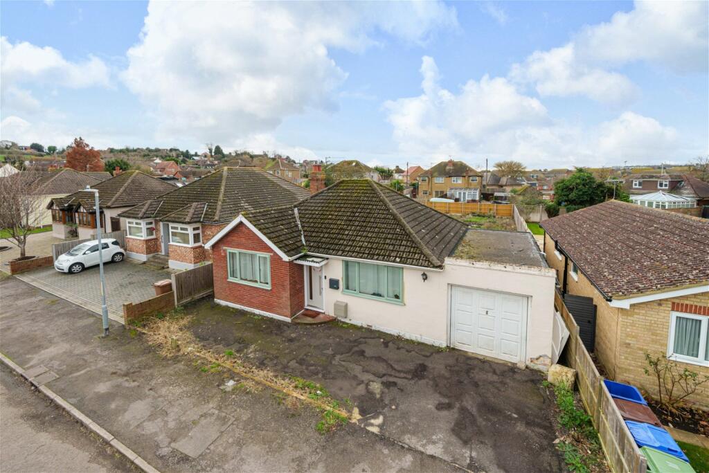 3 bedroom detached bungalow for sale in The Glen, Minster On Sea, Sheerness, ME12 2SD, ME12