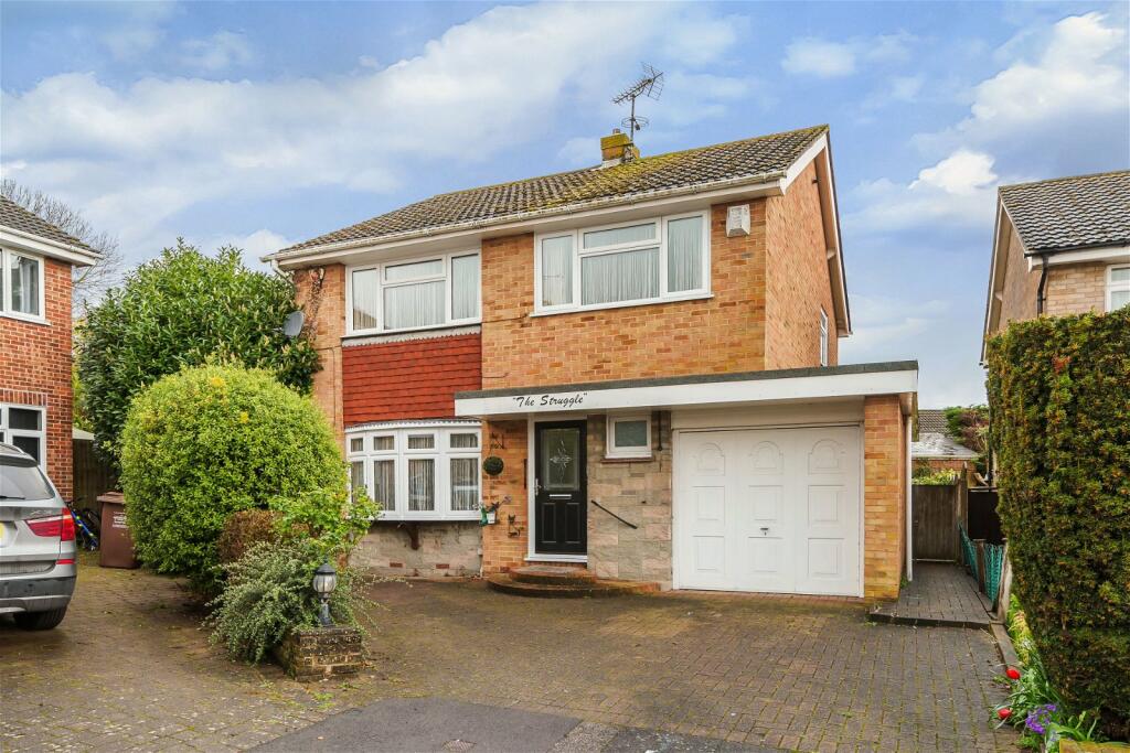 Main image of property: Spacious Family Home in Highly Desirable Area - Foulds Close