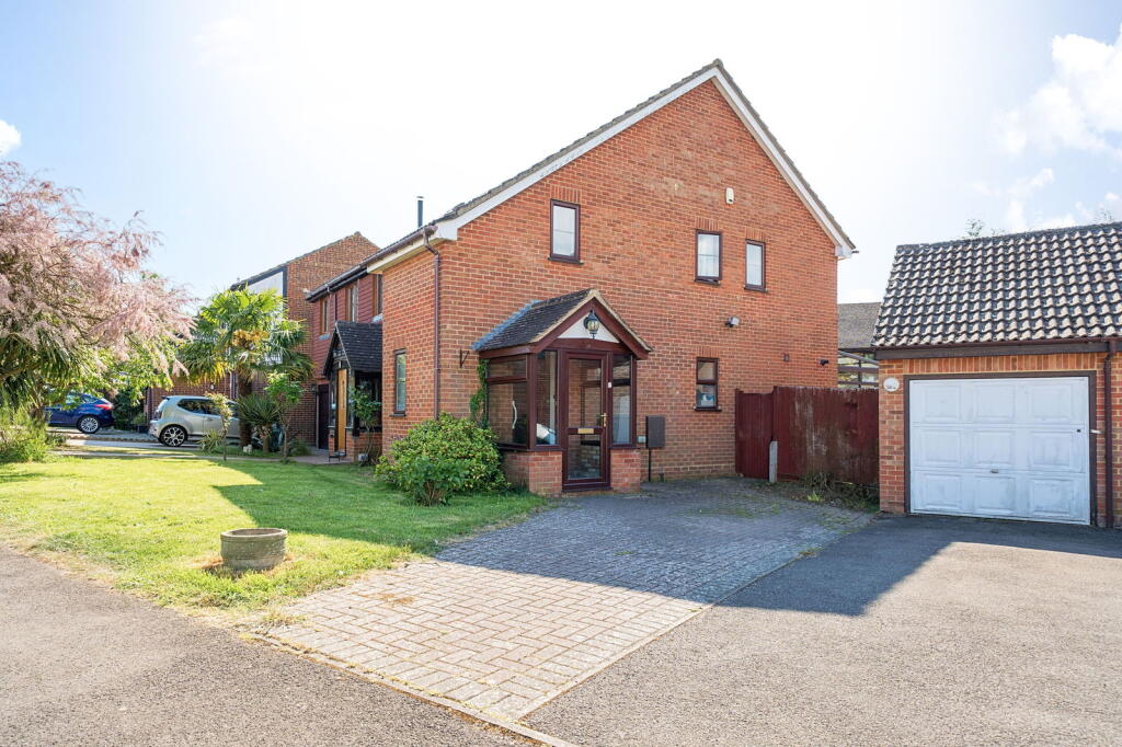 Main image of property: Spacious Home on a Generous Corner Plot - Lamplighters Close