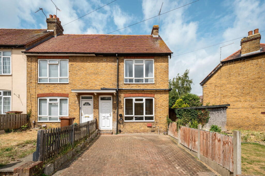 Main image of property: A Stylishly Refurbished Three-Bedroom End-of-Terrace in the Heart of Rainham