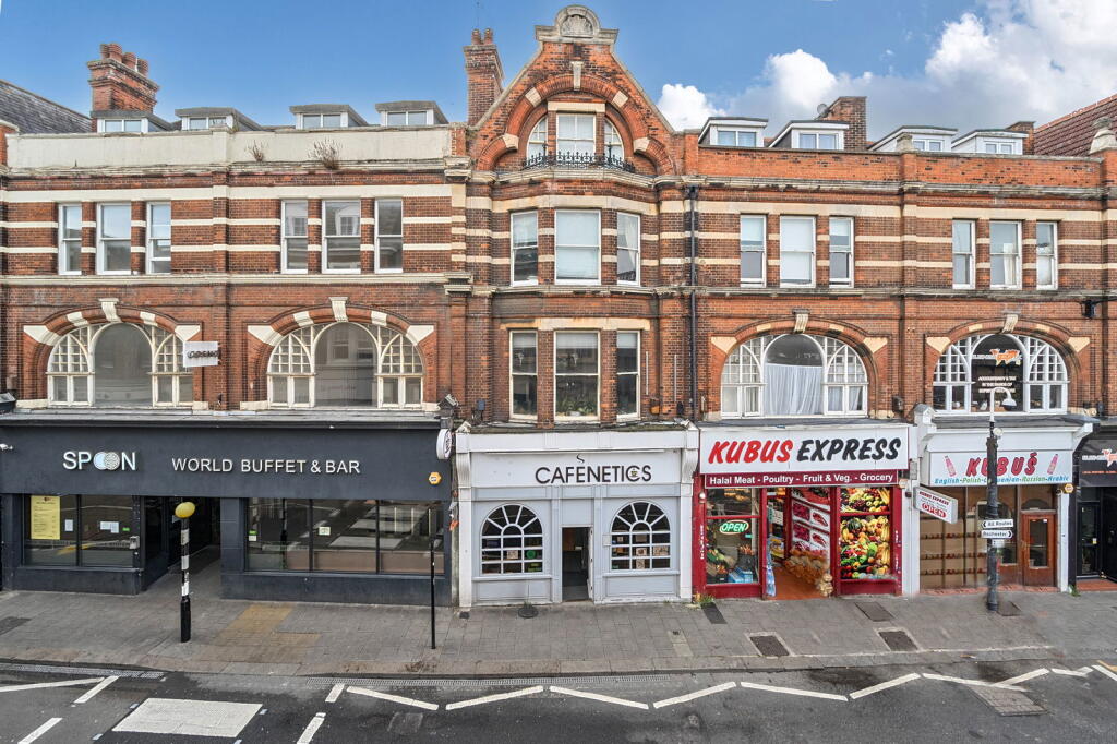 Main image of property: High Street, Chatham, Kent, ME4 4DS