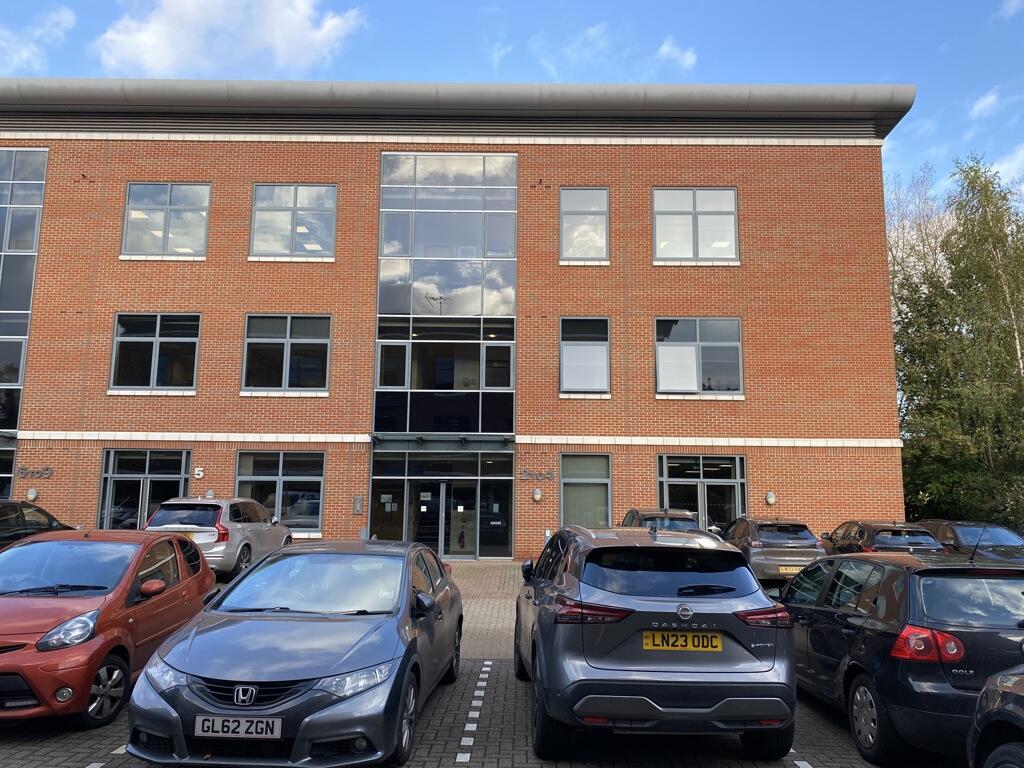Additional property image - 3 Waterside, Station Road, Harpenden, Hertfordshire, AL5