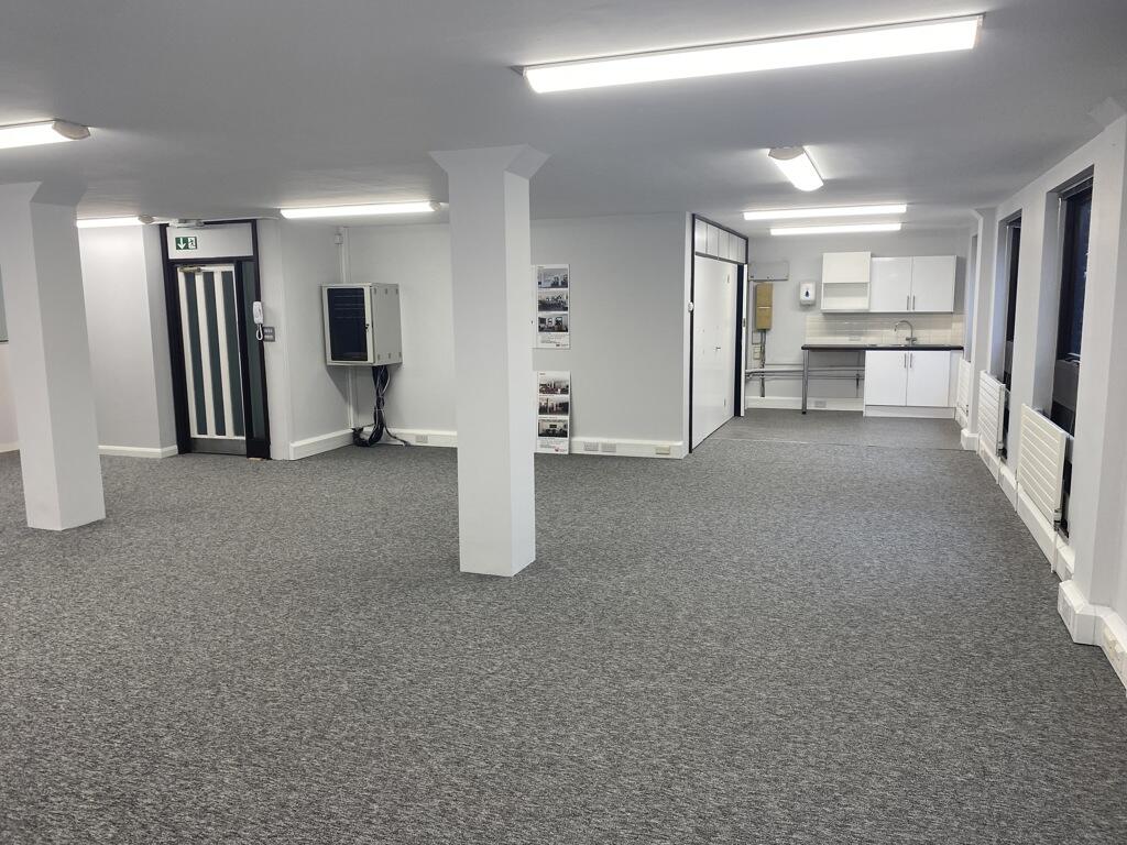 Additional property image - Alban Row 27-31 Verulam Road, St Albans, Hertfordshire, AL3 4DG