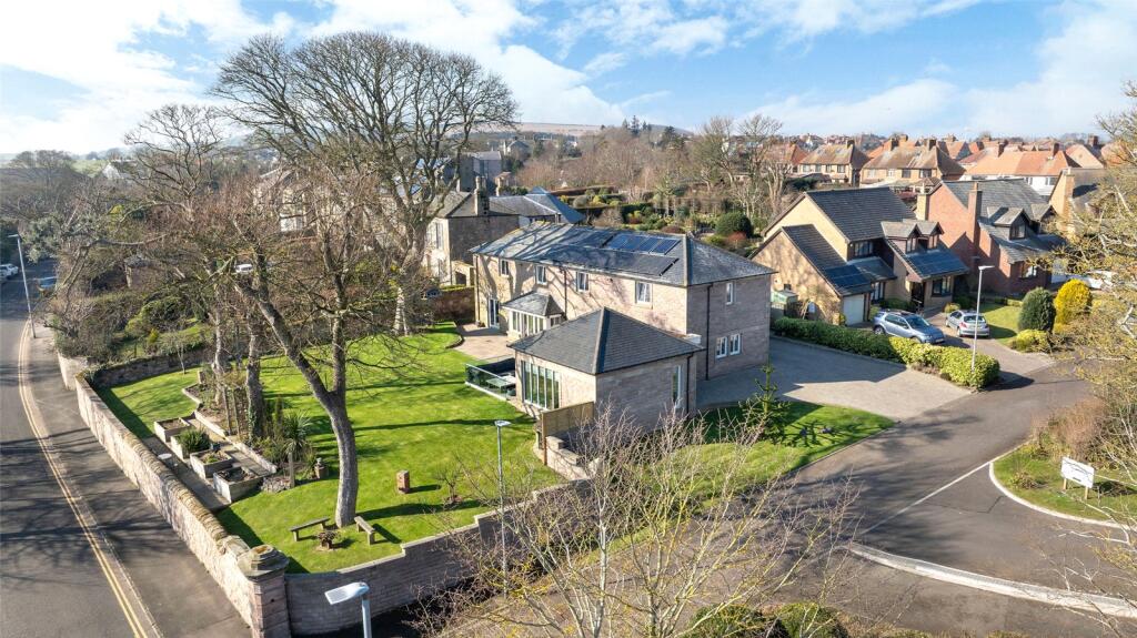 Main image of property: 1 Ava Lodge, Castle Terrace, Berwick-upon-Tweed, Northumberland, TD15