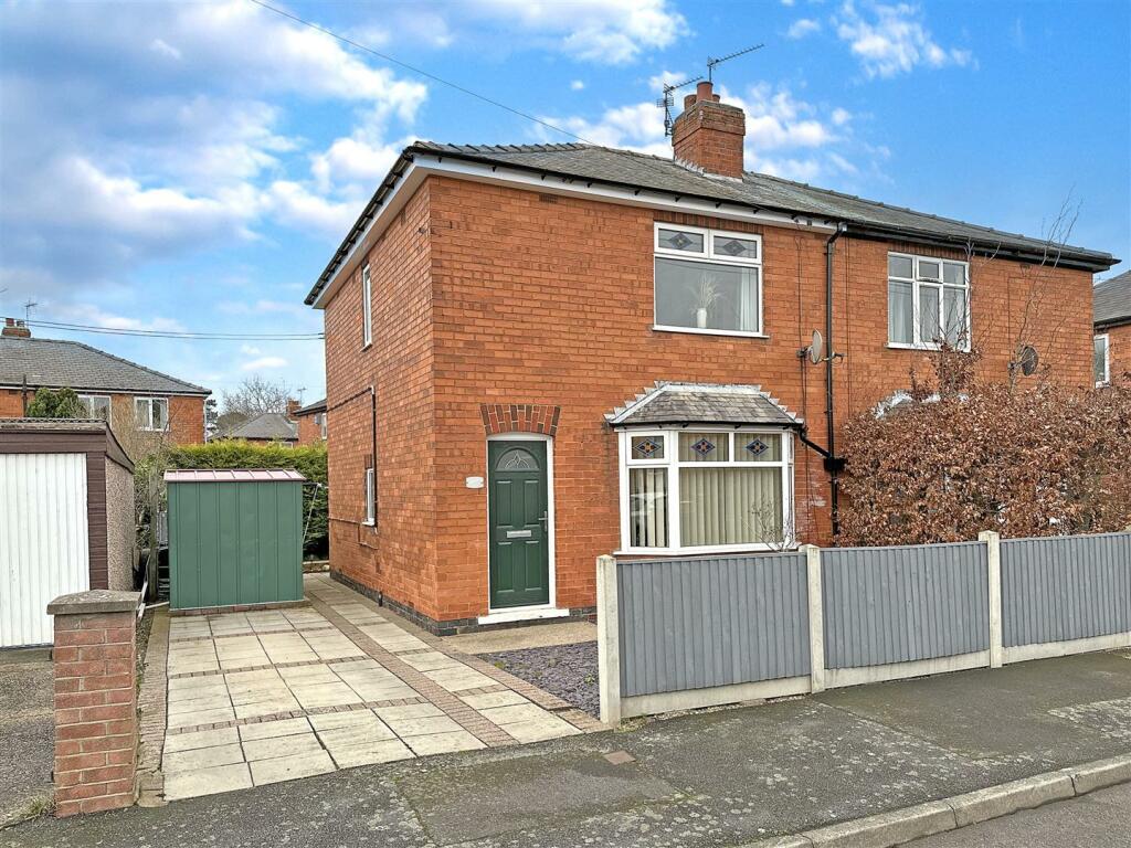3 bedroom semidetached house for sale in Milton Street, New Balderton