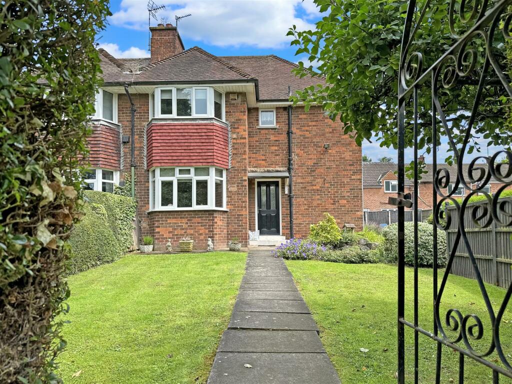 3 bedroom semi-detached house for sale in Great North Road, Fernwood ...