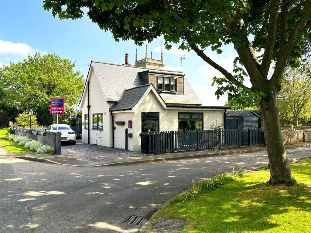 Main image of property: Old School House, Brandon Road, Stubton, Newark