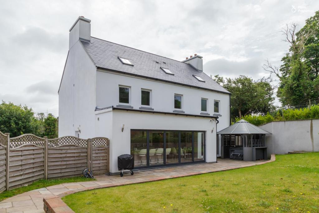 5 bedroom property for sale in Sunnybank House, West Baldwin, Isle Of