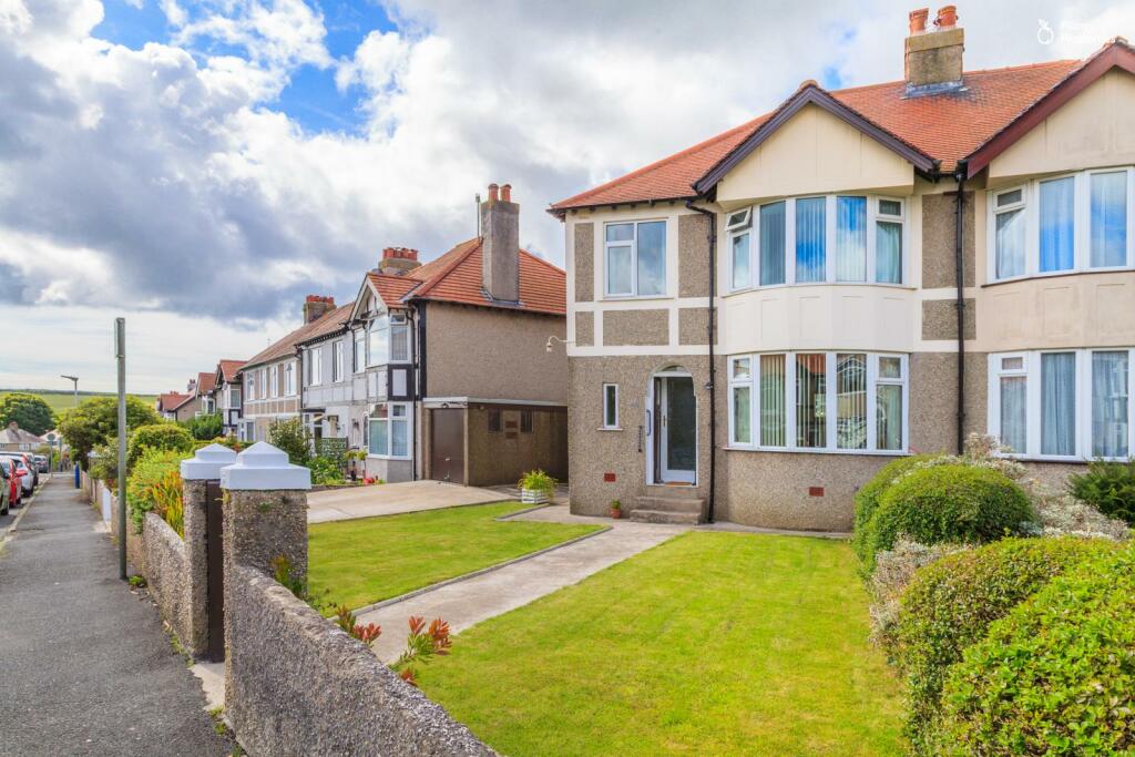 3 bedroom semidetached house for sale in Westbourne Drive, Douglas
