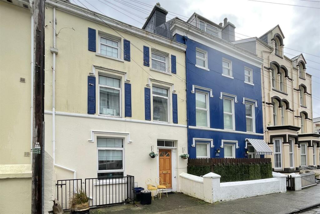 6 bedroom town house for sale in Castlemona Avenue, Douglas, Isle Of Man, IM2