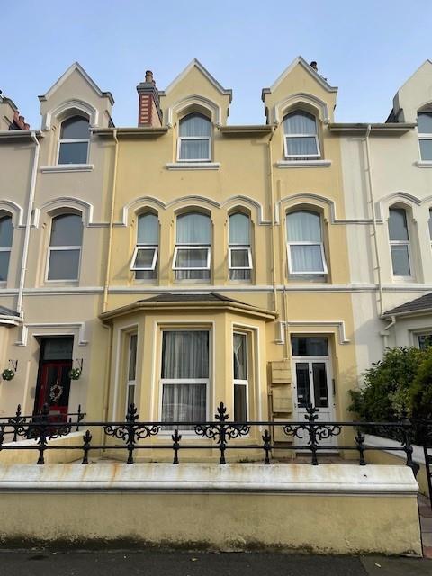 Main image of property: 4 Grosvenors Road, Douglas