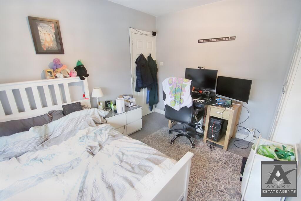 Additional property image - Shaftesbury Road, BS23