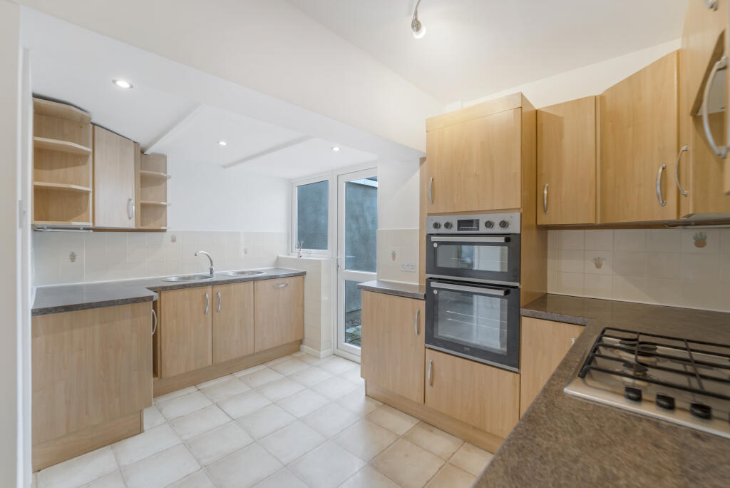 Additional property image - Saville Crescent, BS22