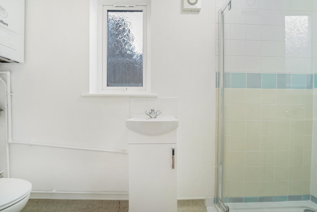 Additional property image - Saville Crescent, BS22