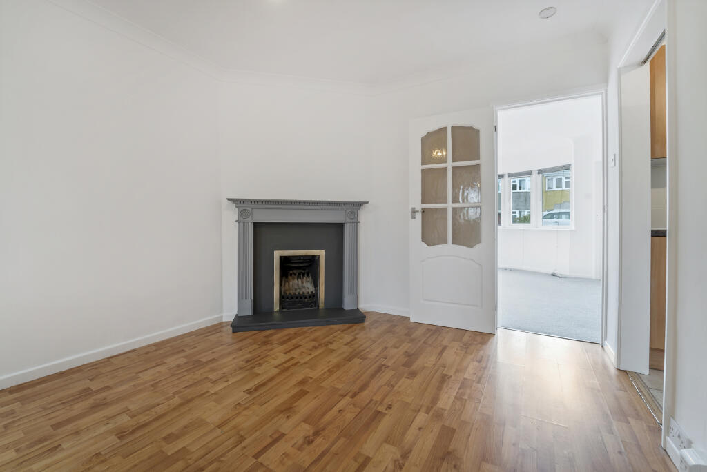 Additional property image - Saville Crescent, BS22