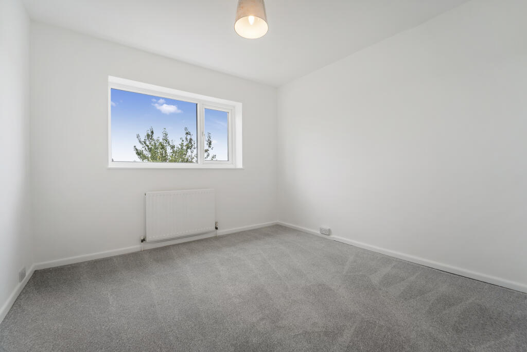 Additional property image - Saville Crescent, BS22