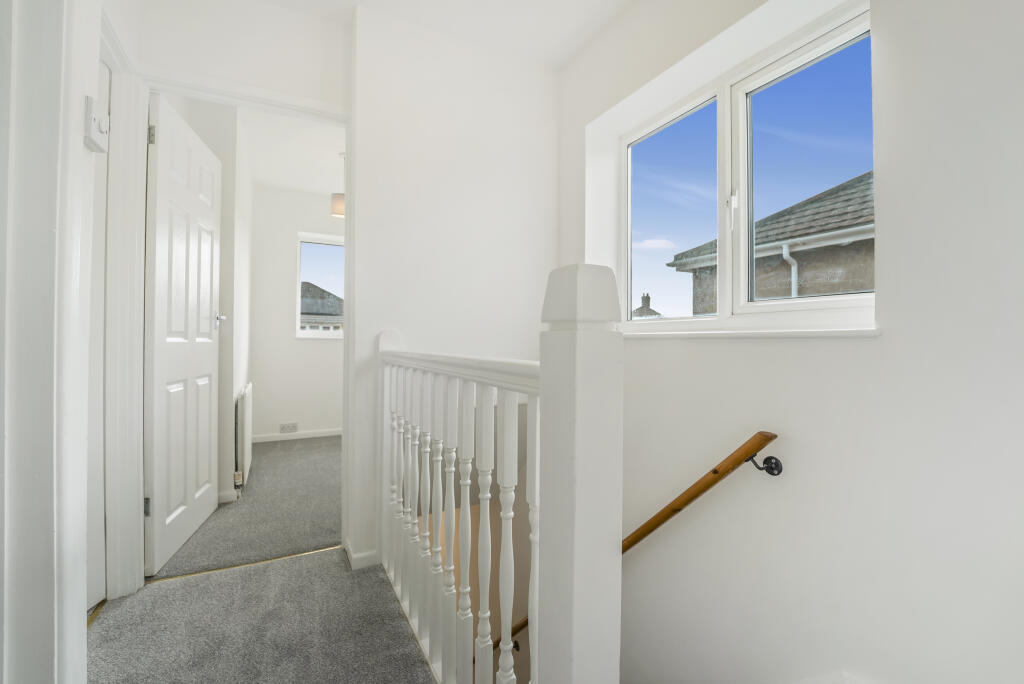 Additional property image - Saville Crescent, BS22