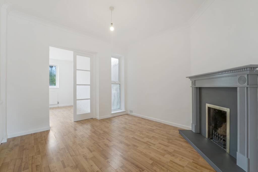 Additional property image - Saville Crescent, BS22