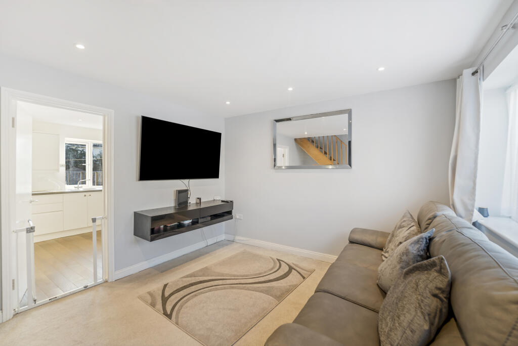 Additional property image - Stradling Avenue, BS23