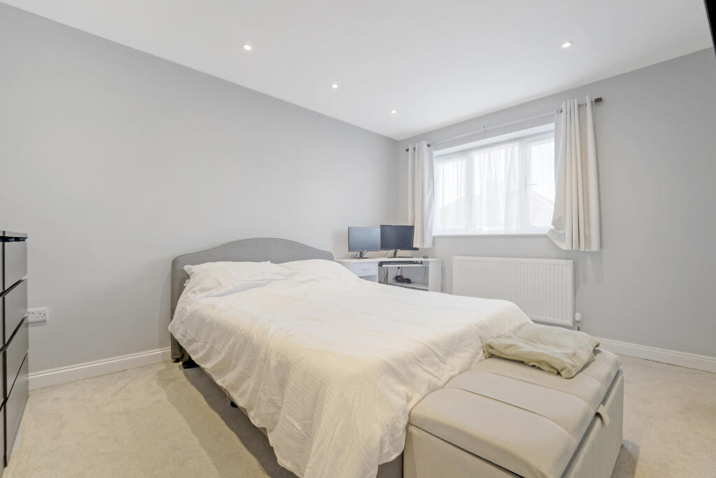 Additional property image - Stradling Avenue, BS23