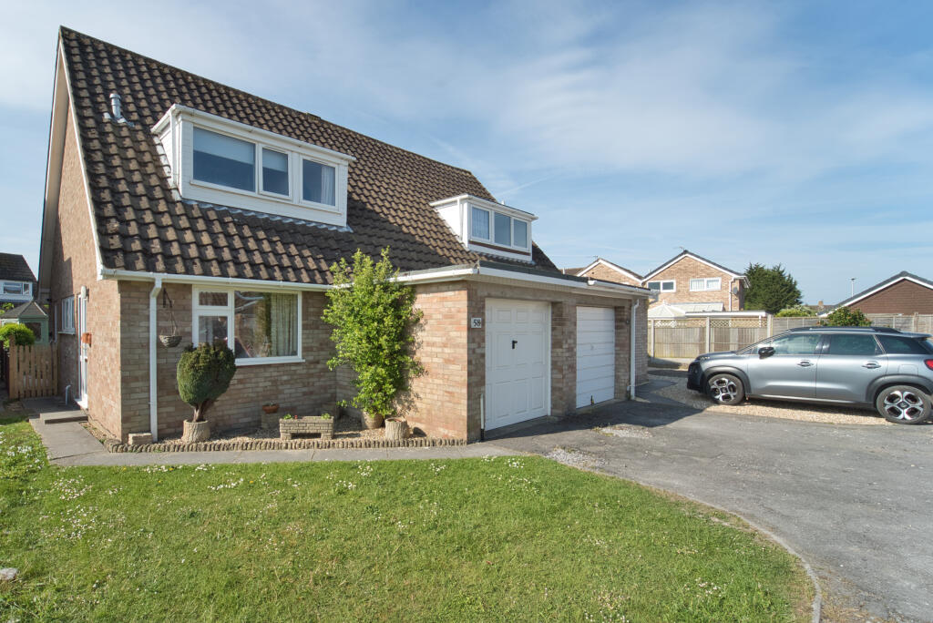 Main image of property: Mead Vale, BS22