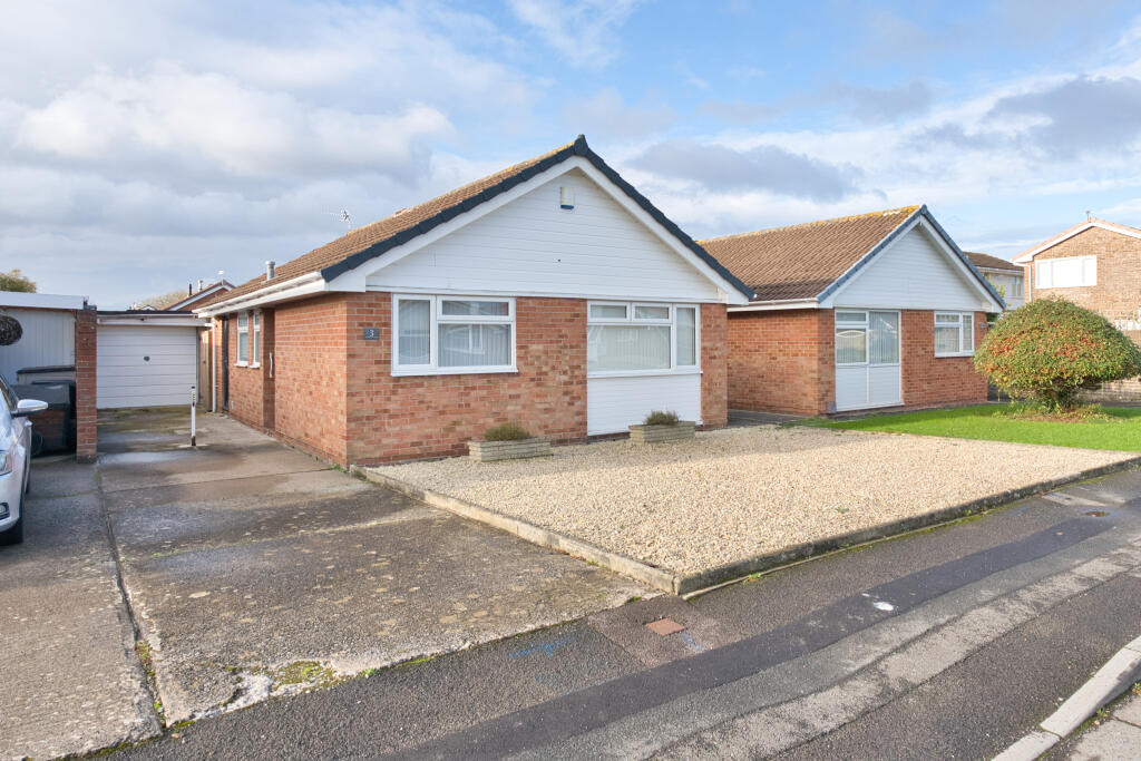 Main image of property: Mead Vale, BS22