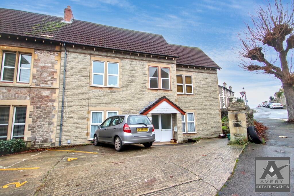 Main image of property: Victoria Quadrant, BS23