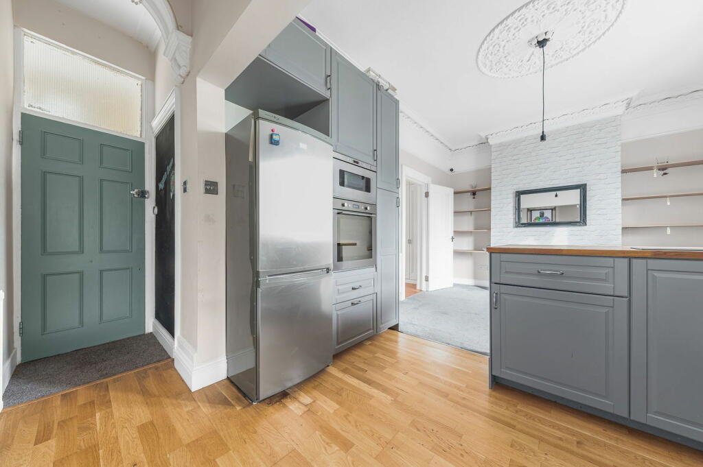 Additional property image - College Road, Bromley, BR1 3PF