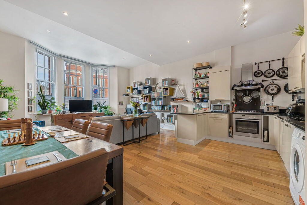 Main image of property: Constable Mews, Bromley, BR1 3BF