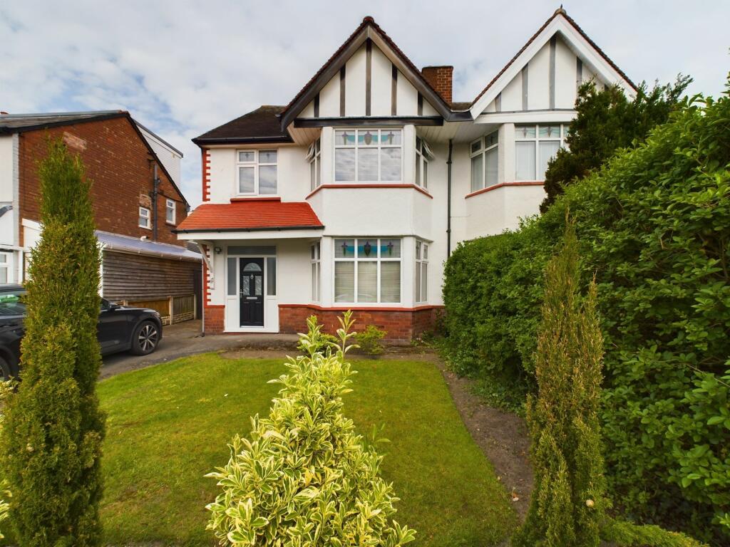 3 bedroom semidetached house for sale in Dunbar Road, Southport, PR8