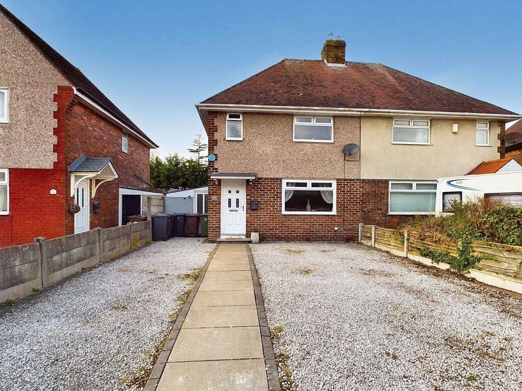 3 bedroom semi-detached house