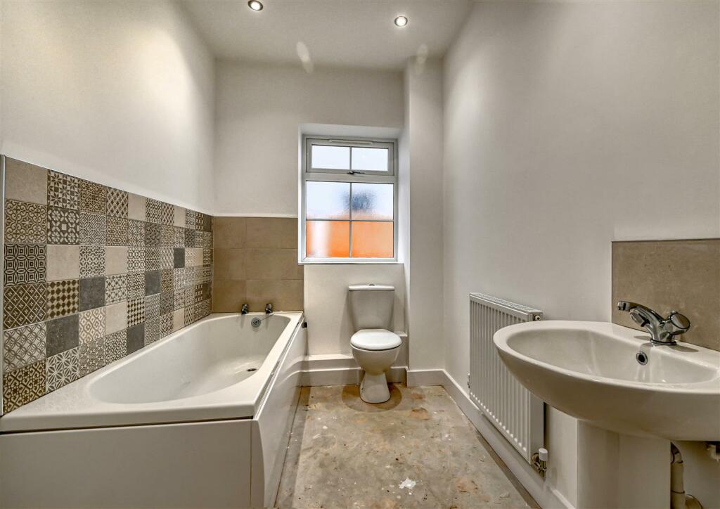 3 bedroom semidetached bungalow for sale in 2 Ackleton Meadows