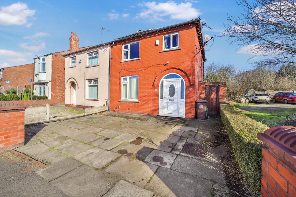 Main image of property: Clipsley Lane, Haydock, St. Helens, Merseyside, WA11 0UB