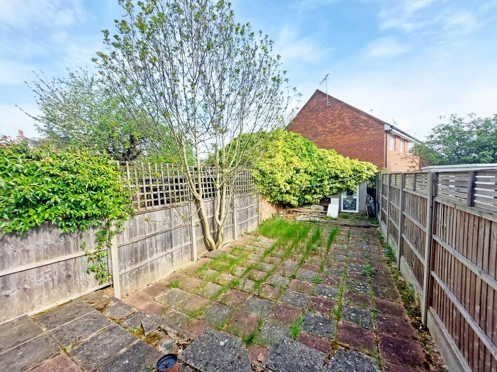 3 bedroom terraced house for sale in Butler Road, Harrow, HA1
