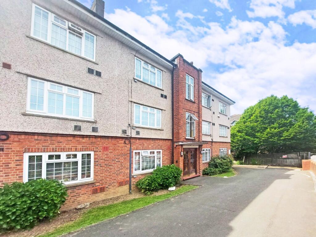 Main image of property: 2 bedroom apartment, Gayton Road, Harrow
