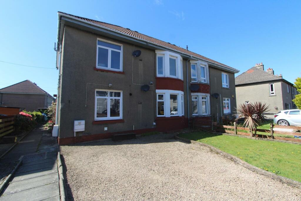 2 bedroom flat for sale in Eastern Avenue, Largs, KA30