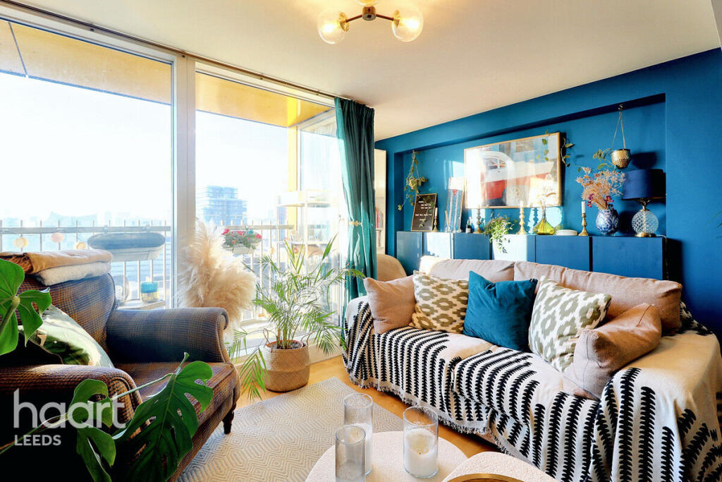 Main image of property: The Avenue, Leeds