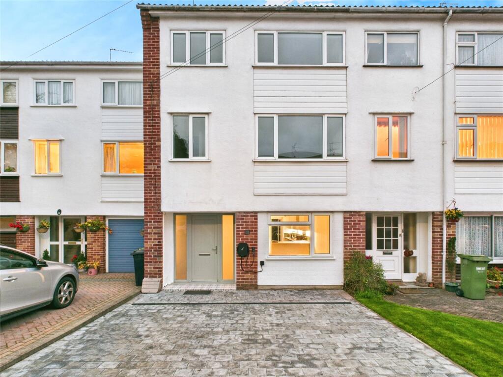 Main image of property: Pilgrims Way, Bristol, BS16