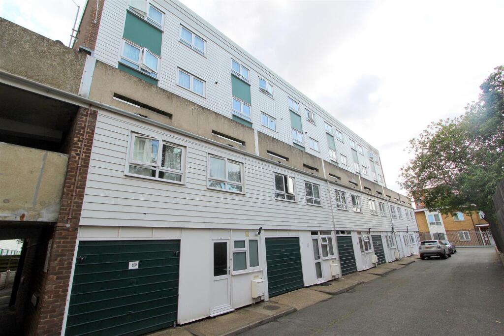 Main image of property: Homedale House, Brunswick Road, Sutton