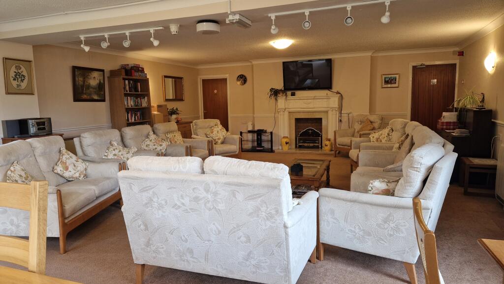 1 bedroom retirement property for sale in Roundham, Paignton, TQ4