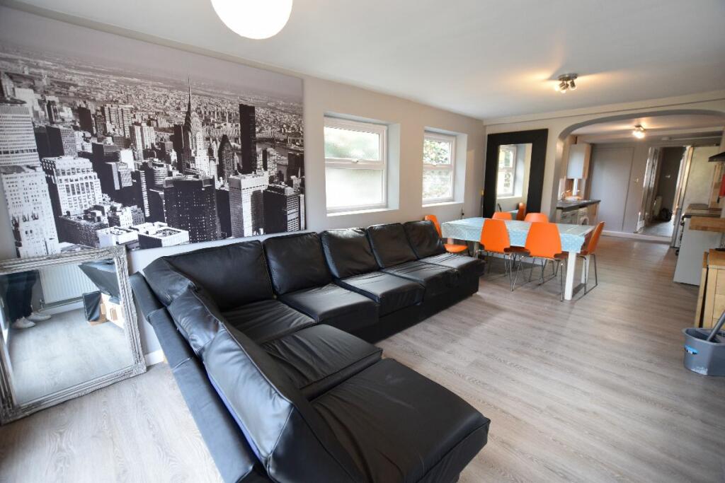 Additional property image - 6 Bedroom Student Home - 113 Sturry Road