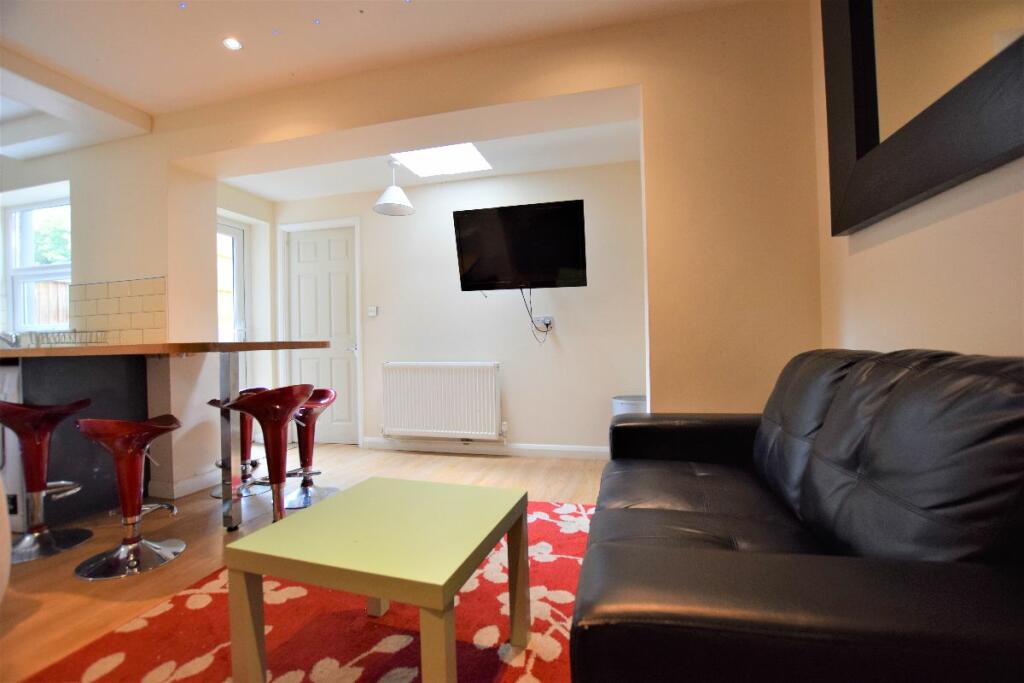 Additional property image - 5 Bed Student House - 49 Tunstall Road, UKC