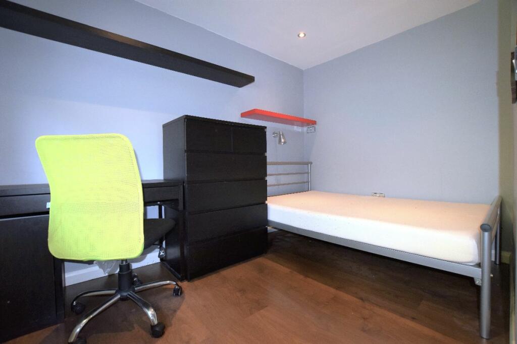 Additional property image - 5 Bed Student House - 49 Tunstall Road, UKC