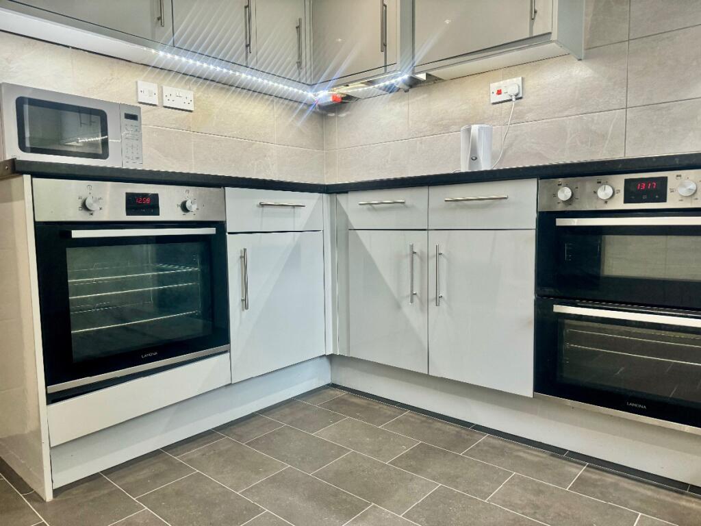 Additional property image - 5 Bed Student Home - Downs Road, Canterbury